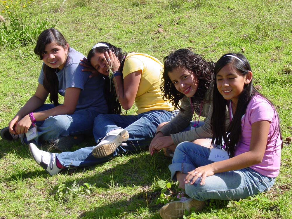 Ale y sus amigas/Ale and her friends