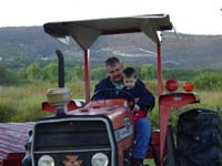 DrewyTractor_Jul28,2005 005