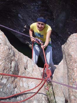 IsabeliClimbing1_Mar29,2005
