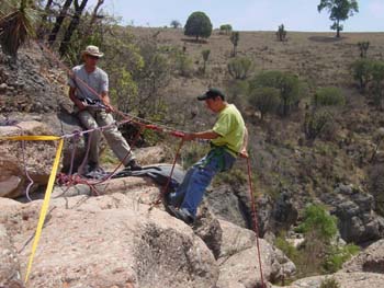 JehosefatClimbing1_Mar29,2005
